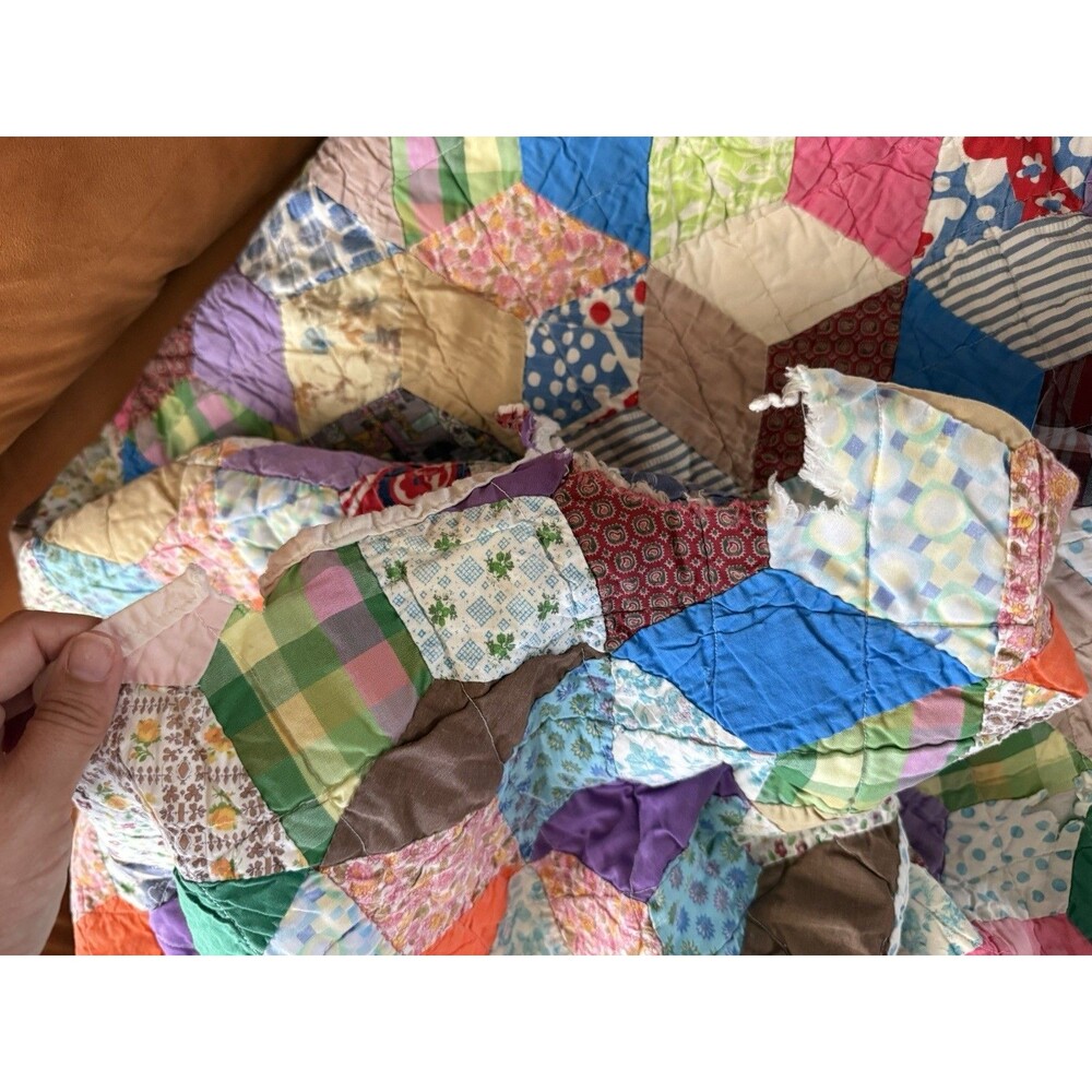 Multicolor Patchwork Quilted Throw Quilt, Rectangular Patchwork Pattern - Picture 6 of 7